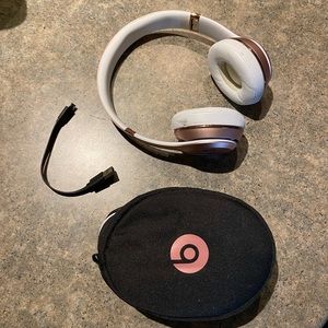 Rose gold beats by Dre